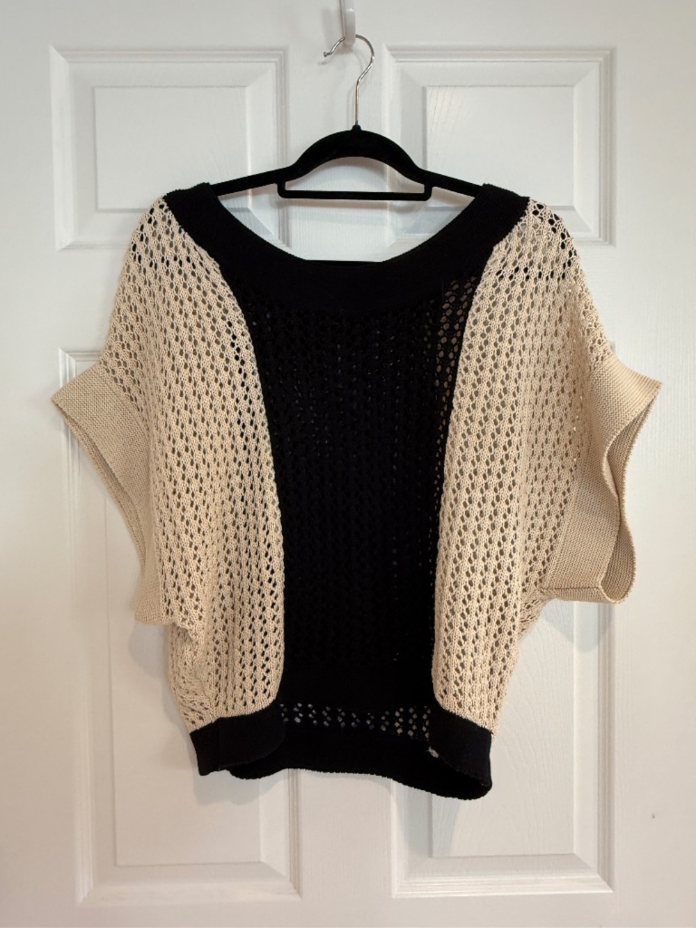 Bardot Colorblock Open Knit Crochet Sweater Top Beige Black Dolman Size 10